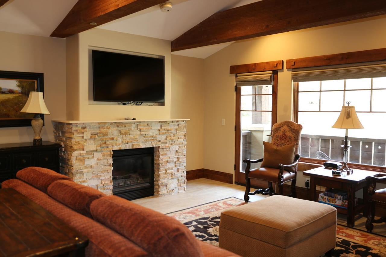 The Chateaux Deer Valley Hotel 4*