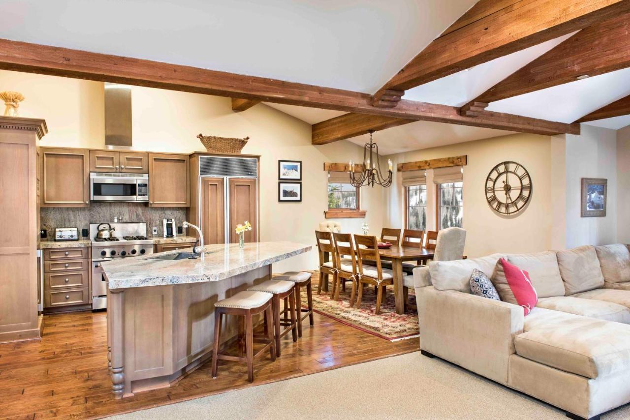 Hotel The Chateaux Deer Valley 4*